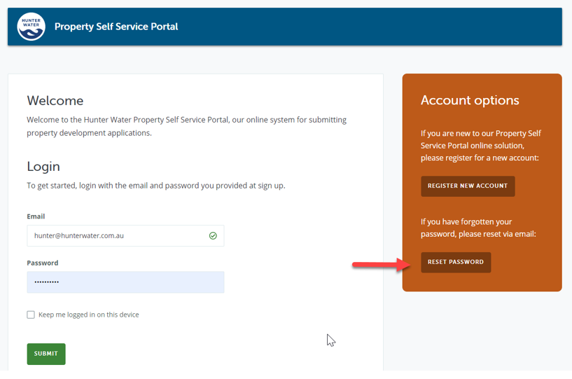 Registration screen showing an arrow to the button on the right hand side to reset password